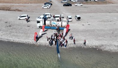 Başkan Çolakbayraktar: ‘İç denizimiz Yamula’ya 800 bin yavru sazan bıraktık’’