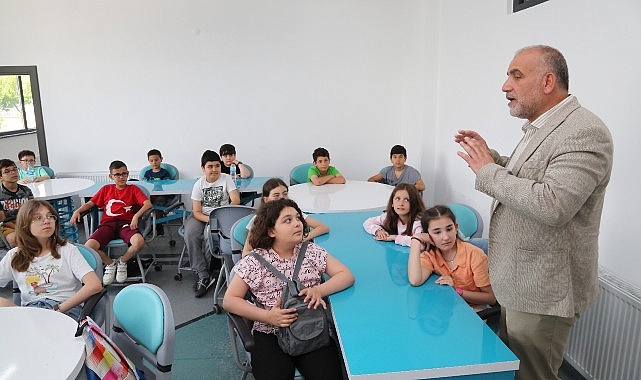 Başkan İbrahim Sandıkçı: “Milli Teknoloji Hamlesi’ne özgün fikirleri ve eserleriyle katkı sağlayan nesilleri yetiştiriyoruz”