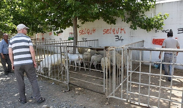 Edremit Belediyesi Kurban Bayramı’na hazır