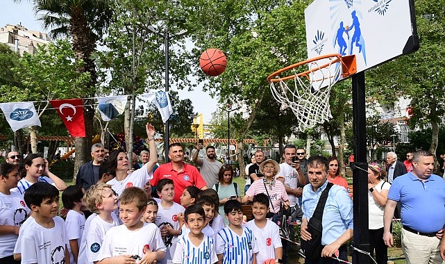 Karabağlar Belediyesi Yaz Spor Okulları başlıyor