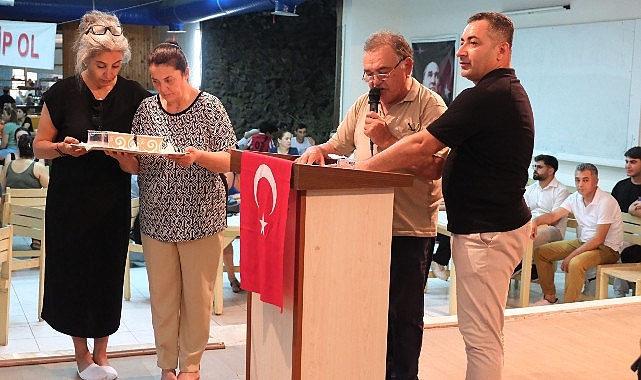 Alevi Kültür Derneği’nden aşure ikramı