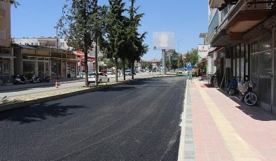 Antalya Büyükşehir Belediyesi’nden önce alt yapı sonra asfalt çalışması