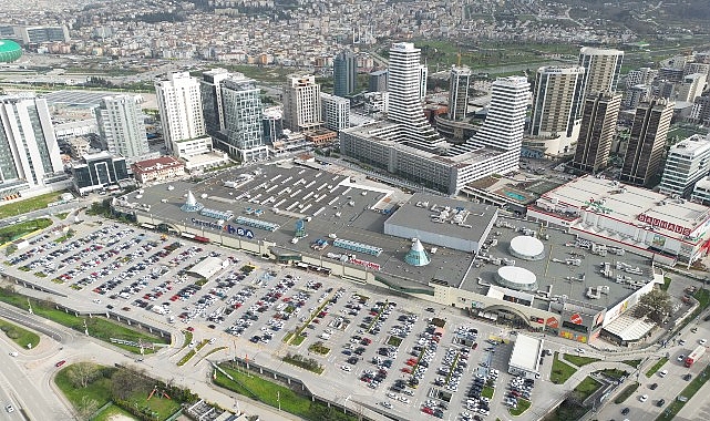 CarrefourSa Bursa Alışveriş Merkezi’nin mülkiyet devri gerçekleştirildi