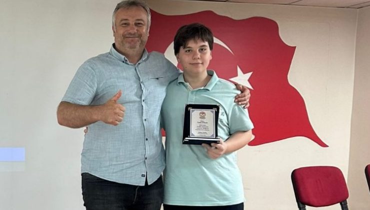 Fatih Uygun en başarılı futbol antrenörü seçildi