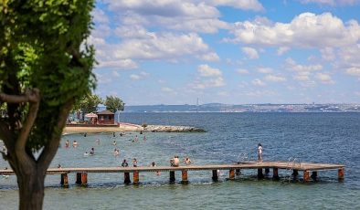 Mavi Bayraklı plajda denize girme keyfini kaçırmayın