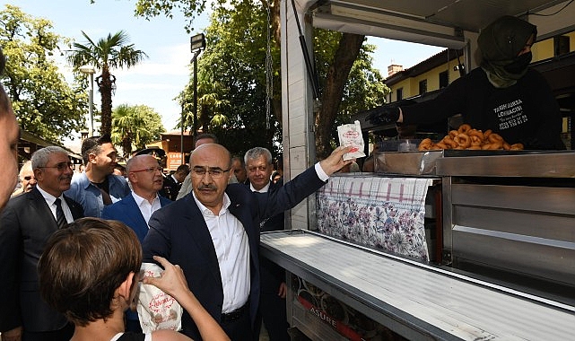 Osmangazi’de 15 Temmuz şehitleri için lokma ikramı