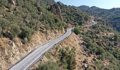 Aydın Büyükşehir Belediyesi, kent genelinde eş zamanlı olarak sürdürülen yol yapım çalışmalarına devam ediyor.