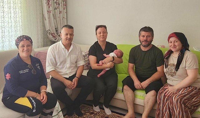 Burhaniye Belediyesi’nden ‘Hoş Geldin Bebek’ Ziyareti