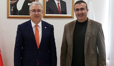 Egeli akademisyen Prof. Dr. Yıldırım ve ekibi ‘Zeybek Değneği’ni literatüre kazandırdı