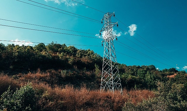 Enerjisa Dağıtım Şirketleri Döneminde Elektrik Altyapısı Geleceğe Hazır Hale Getiriliyor