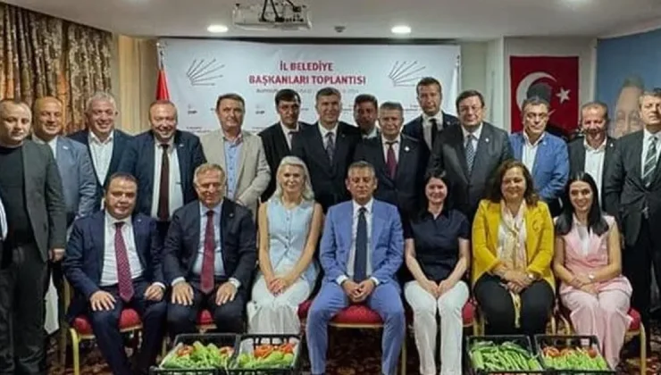 Filiz Gencan Akın, Burdur’da düzenlenen il belediye başkanları toplantısına katıldı