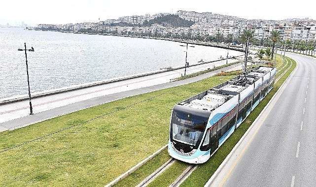 İzmir Büyükşehir Belediyesi’ne bağlı toplu ulaşım 30 Ağustos’ta toplu ulaşım yüzde 50 indirimli