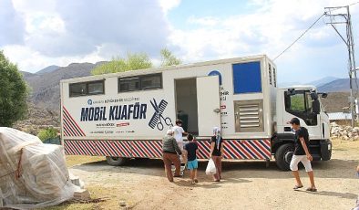 Mobil kuaför tırı yaylalarda