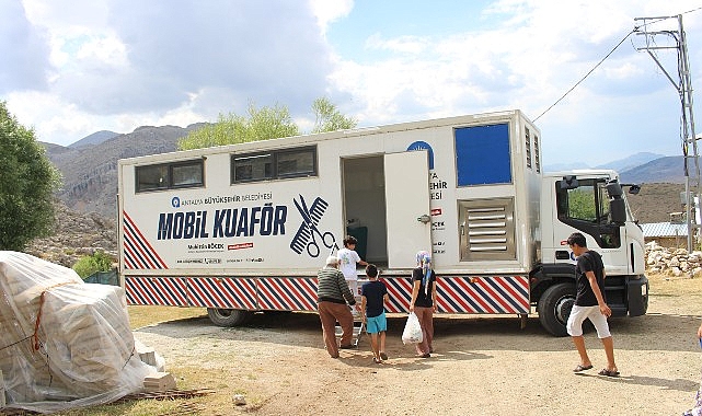 Mobil kuaför tırı yaylalarda