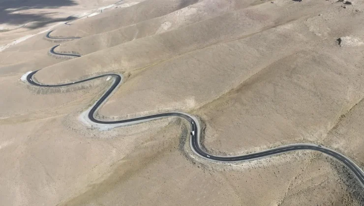 Van -Hakkari yönündeki tüpte sona yaklaşıldı… Virajlar yerini tünele bırakacak