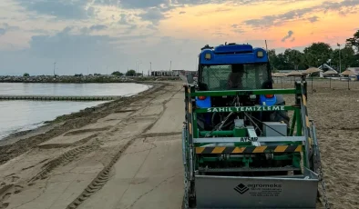 Yalova kumsallarında temizlik sürüyor