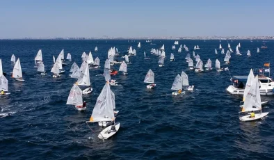 Yelkencilerden Marmara’da unutulmaz görsel şölen