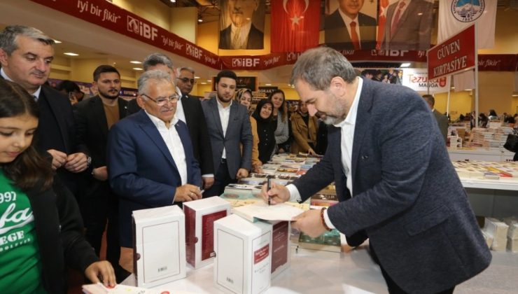 Kayseri'de 7. Kitap Fuarı Coşkusu: Rekor Kırıldı