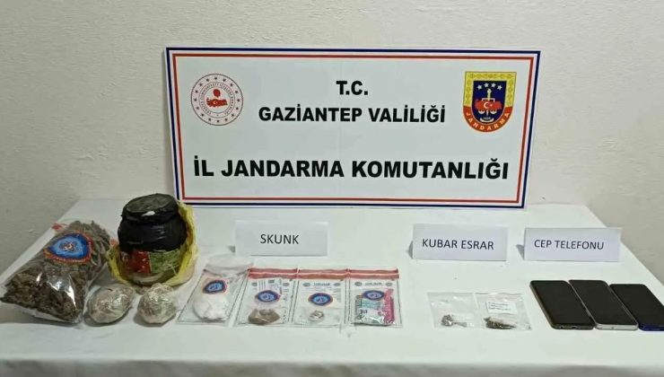 Gaziantep’te jandarmadan şok huzur güven uygulaması: 3 gözaltı…