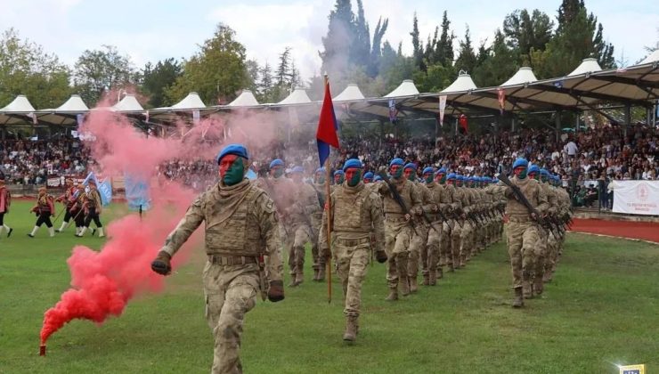 Jandarma Genel Komutanlığı olarak, bu yıl 743’üncüsü düzenlenen Ertuğrul Gazi’yi Anma ve Yörük Şenliği etkinliklerinde bizler de yerimizi aldık….