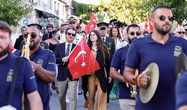 Alaçatı’nın Kurtuluşu’nun 102. Yılı Coşkuyla Kutlandı!