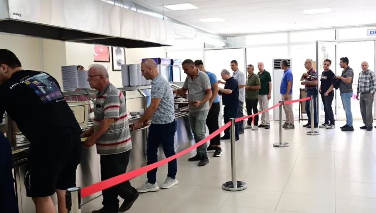 Bursa Karacabey’de kent lokantasına yoğun ilgi