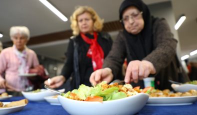 Mudanya'da ikramlı ve ölçümlü diyabet farkındalığı