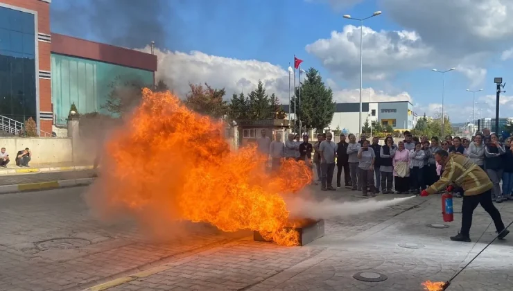 Kocaeli İtfaiyesi ‘Acil Durum’ eğitimi verdi