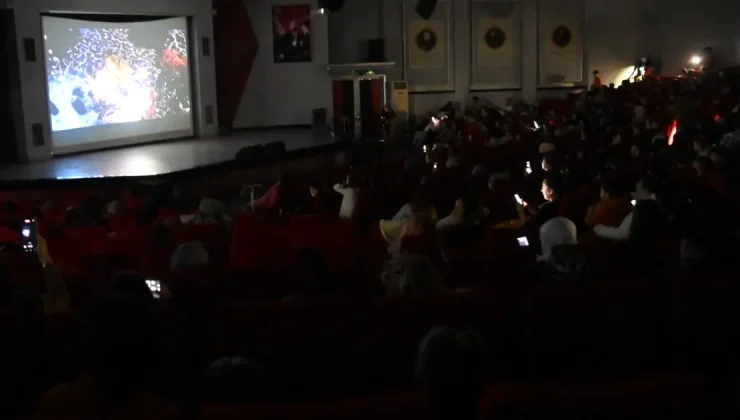 Manisa'da 'Sinema Günü' keyfi