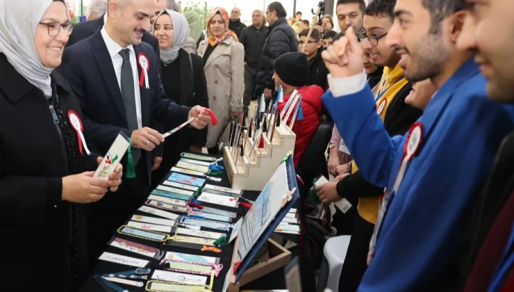 Kocaeli Çayırova 5. Kitap Günleri kapılarını açtı